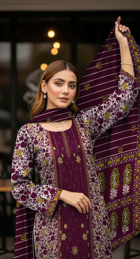 Chic Plum & Ivory Print Suit