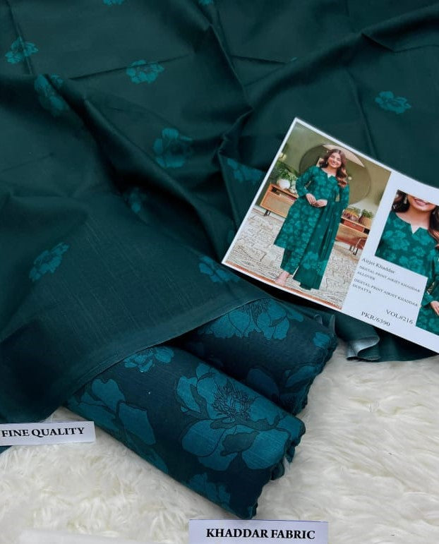 Black & Beige Floral Contrast